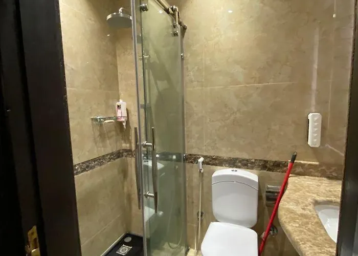 Cecelia H11 Apartmanhotel