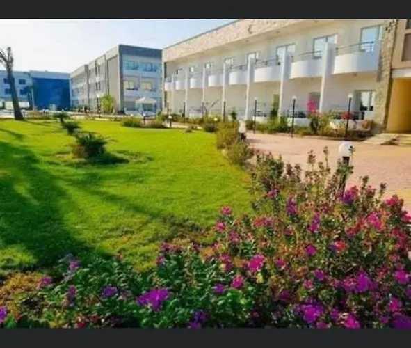 Apartmanhotel Cecelia H11 Gurdaka